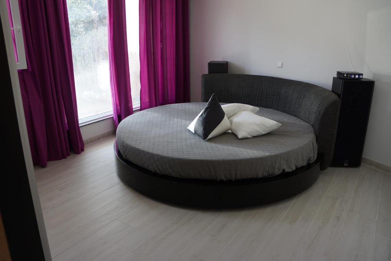 Casinha Das Bonecas - Casa Com Piscina Privada 아베이루 외부 사진