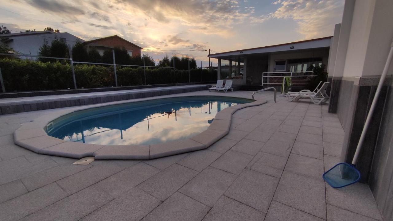 Casinha Das Bonecas - Casa Com Piscina Privada 아베이루 외부 사진